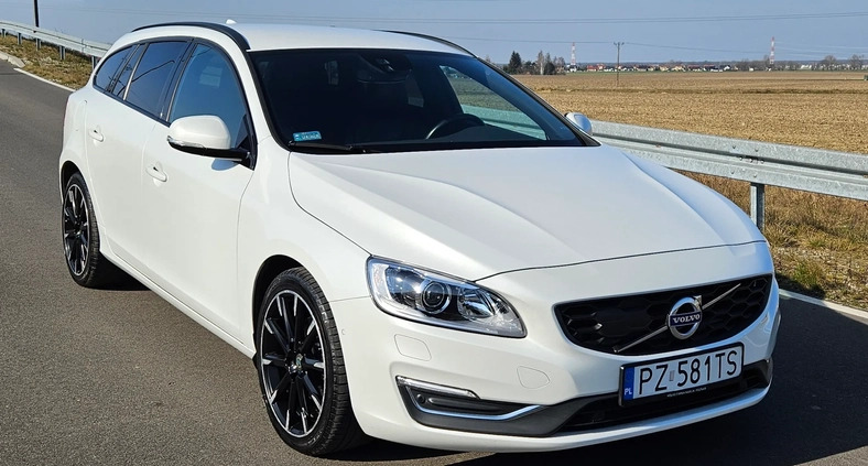 opolskie Volvo V60 cena 64900 przebieg: 135000, rok produkcji 2016 z Poznań